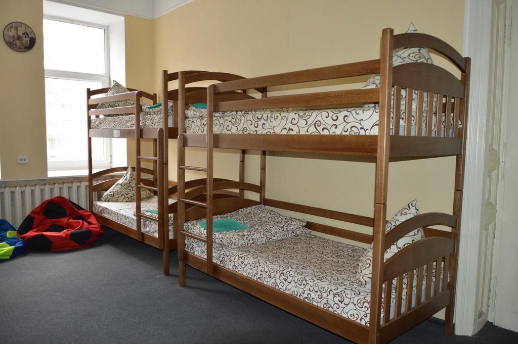 Lviv Lucky Hostel Екстериор снимка