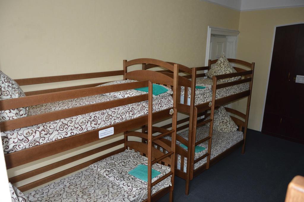 Lviv Lucky Hostel Екстериор снимка