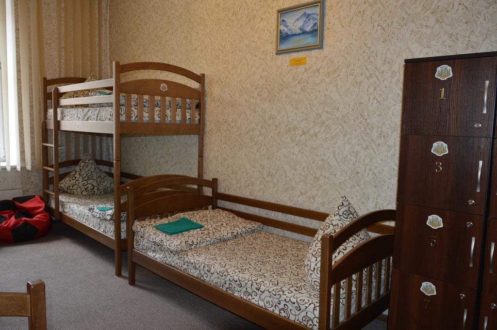 Lviv Lucky Hostel Екстериор снимка