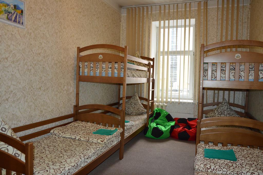 Lviv Lucky Hostel Екстериор снимка