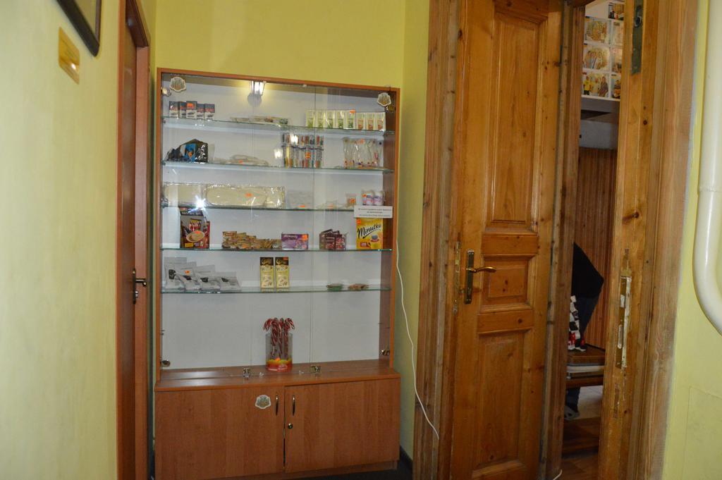 Lviv Lucky Hostel Екстериор снимка