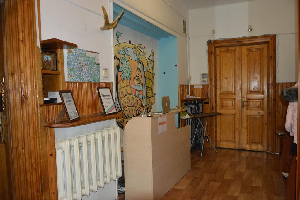 Lviv Lucky Hostel Екстериор снимка