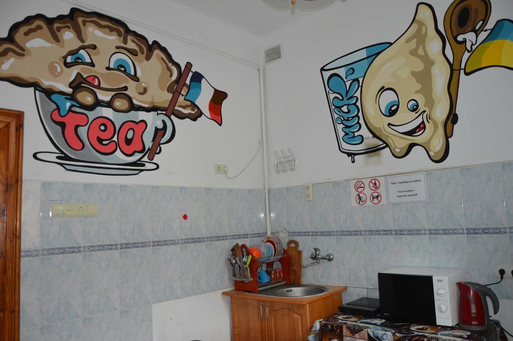 Lviv Lucky Hostel Екстериор снимка