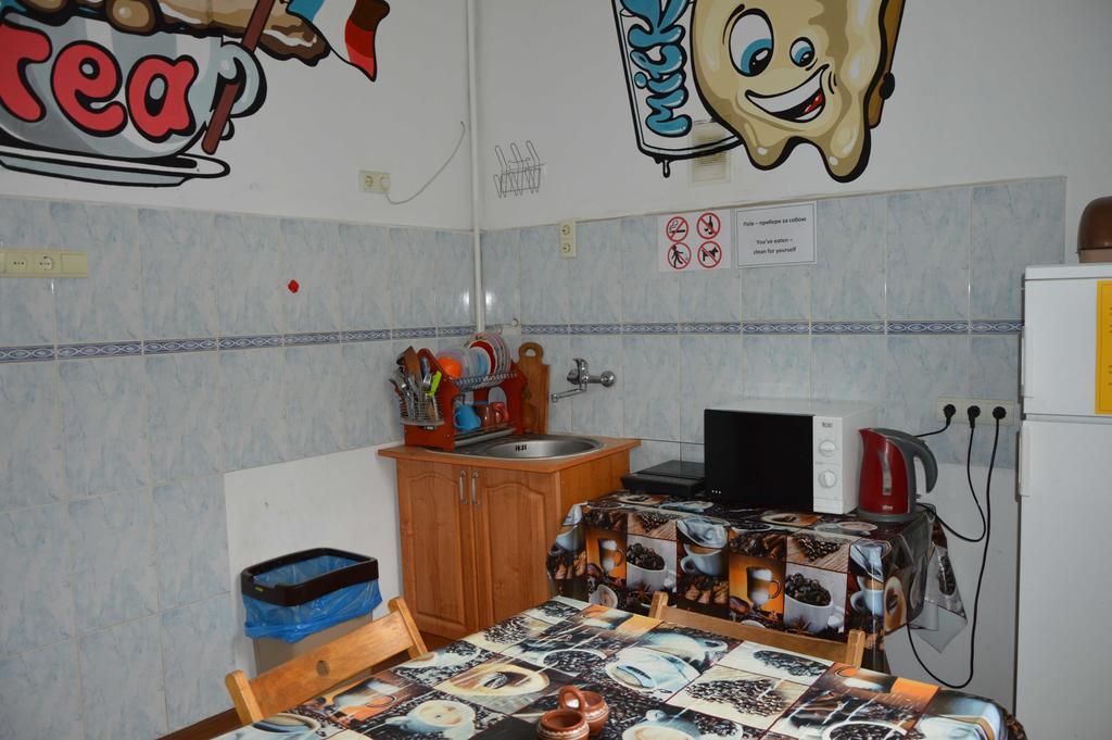 Lviv Lucky Hostel Екстериор снимка